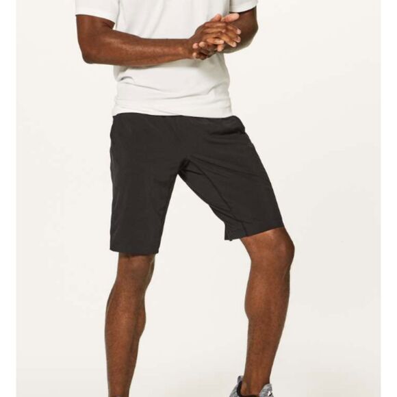 Men Lululemon T.H.E. Short Linerless 11" Tapered Fit in Black Size Extra Large - Picture 1 of 8